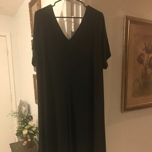 Roaman's black dress size 22/24, new condition, never worn.